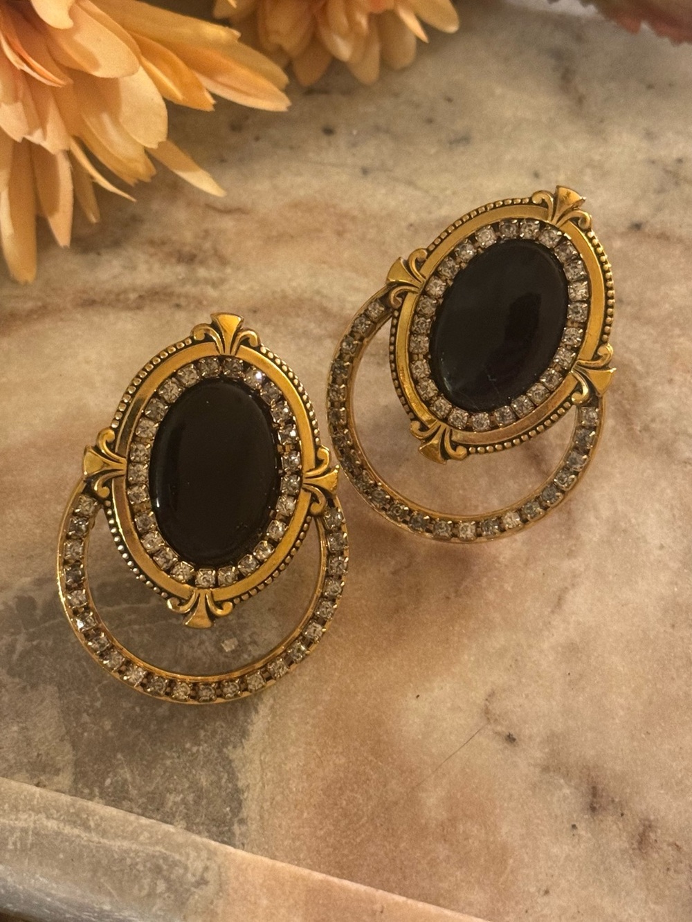 VTG RARE Zoe Coste France Stunning French Clip on Earrjngs